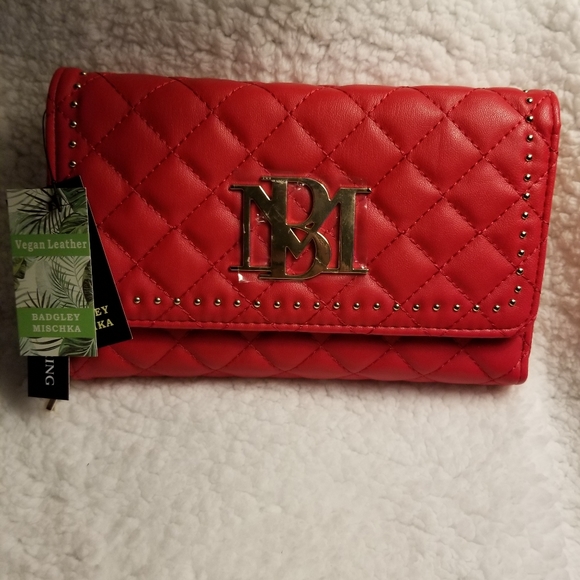 🎀NWT Badgley Mischka Quilted Leather Wallet-on-chain. Color:Red.🌺 - Picture 9 of 9